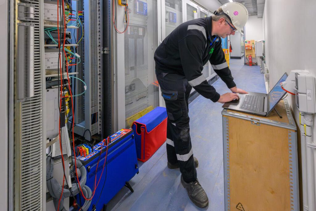 Inbedrijfstelling 150 kV GIS-station Rozenburg-Zuid